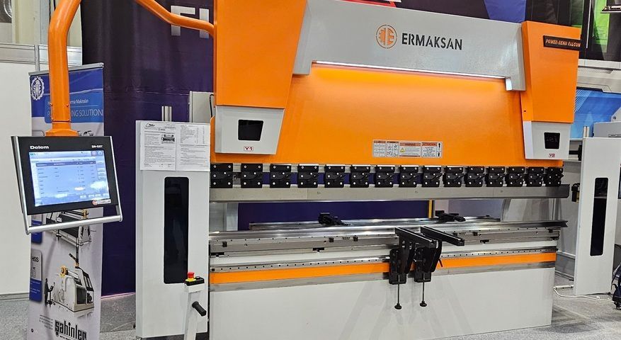 Abkant CNC ERMAKSAN orange - demonstrație live